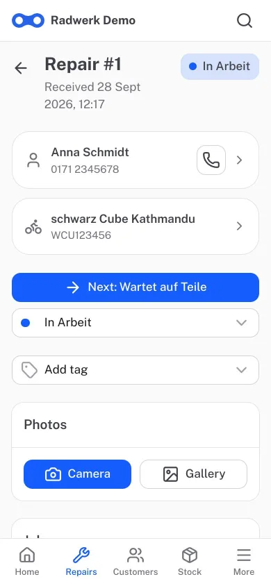A repair job in Fixoo on a smartphone